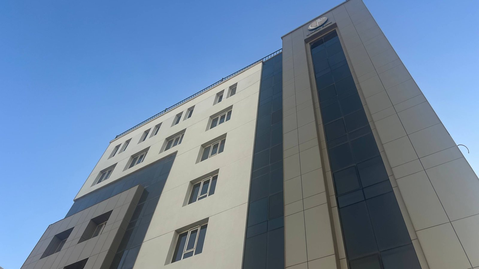 Spacious Office Spaces for Rent in Azaiba, Muscat UMC6